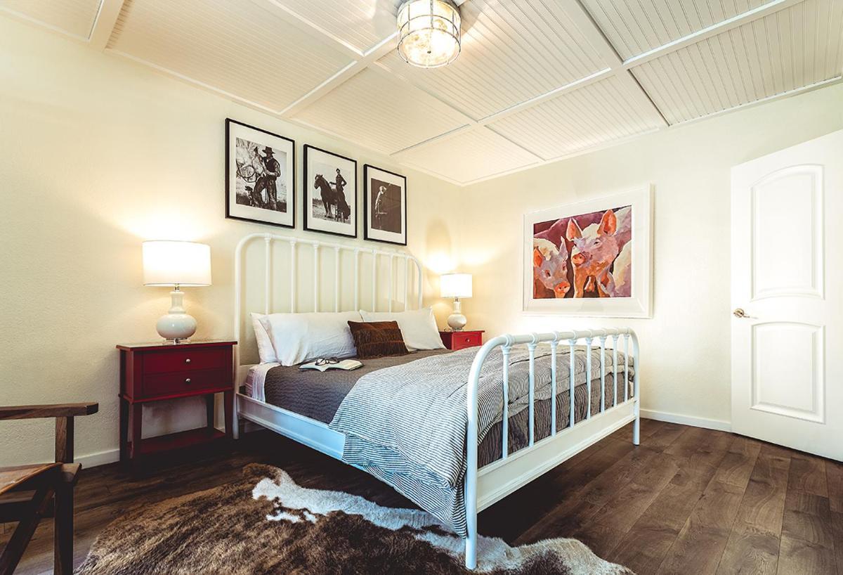 Stables Inn ปาโซโรเบิลส์ ภายนอก รูปภาพ